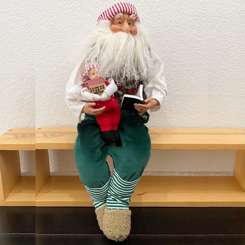 Vintage Wildwood International Sitting Santa w/ Boy Christmas Carol 20” Figure